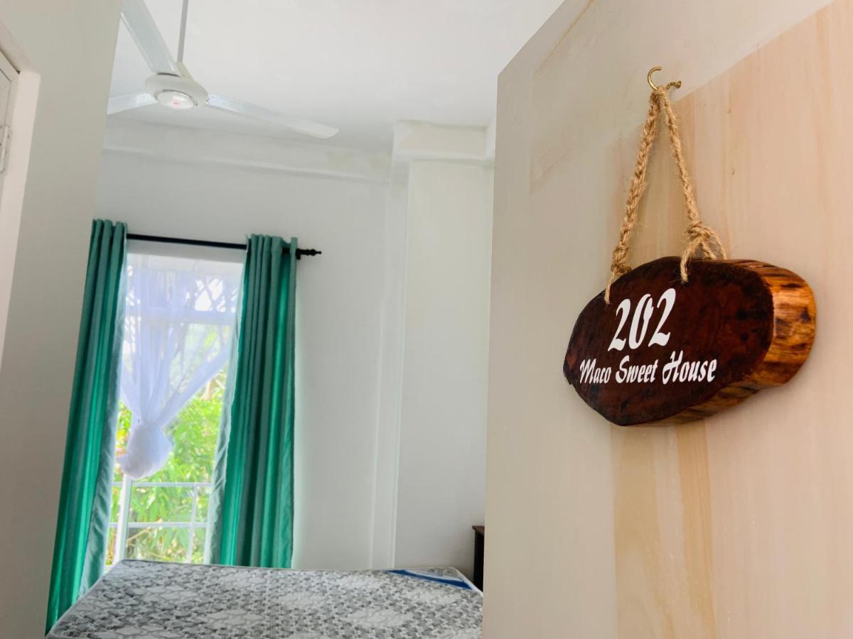 Maco Sweet House Hotell Mirissa Exteriör bild